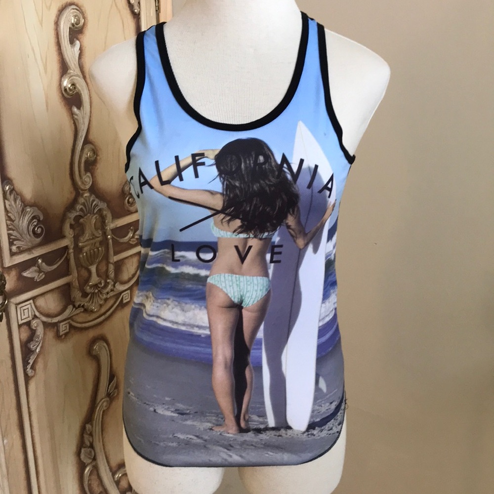 CLASSY BRAND top